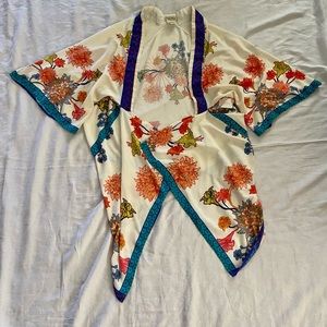 Flying Tomato floral Kimono S/M boho peasant flowy